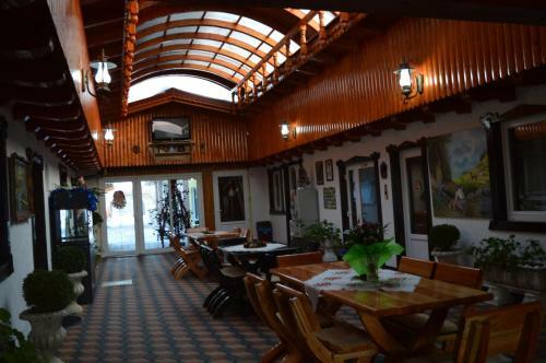 Hostal Vila Adr