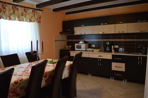 Hostal Vila Adr