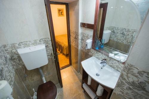History Apartment Str Cetatii