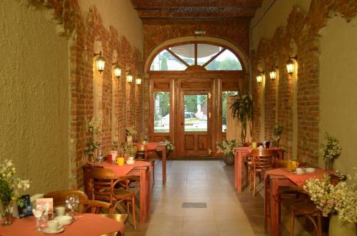 Hostal Casa Preturii