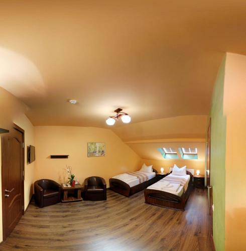 Hostal Pensiunea Muresul 3*