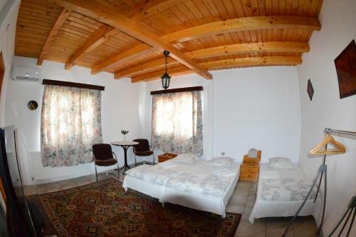 Hostal Vila Altius Felix