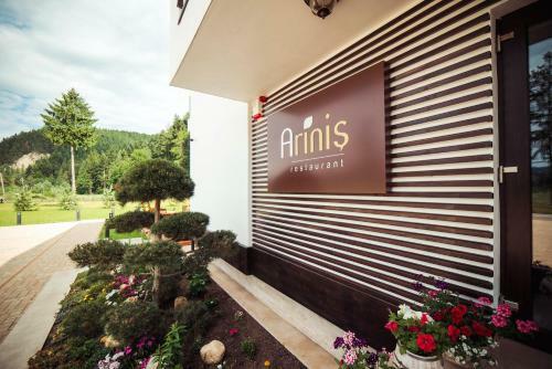 Hotel Piatra Pinului Ski & Spa