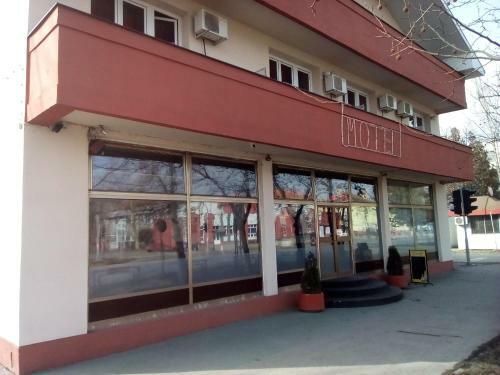 Hostal Restoran Sa Preno?i?tem ?iti?te