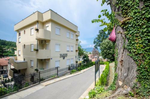 Apartments Biser