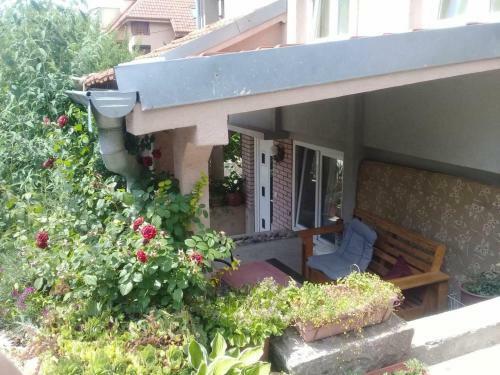 Apartmani Biljana Lazi?