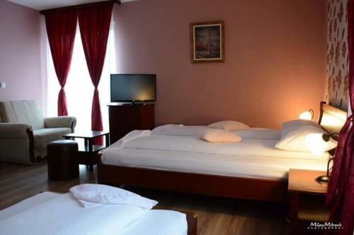 Hostal Villa As