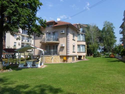 Hostal Villa As