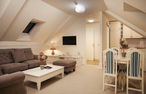 Castello Boutique Hotel