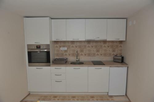 Golden House Apartments