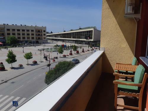 Apartment Center