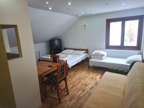 Hostal Apartments And Rooms Vicko