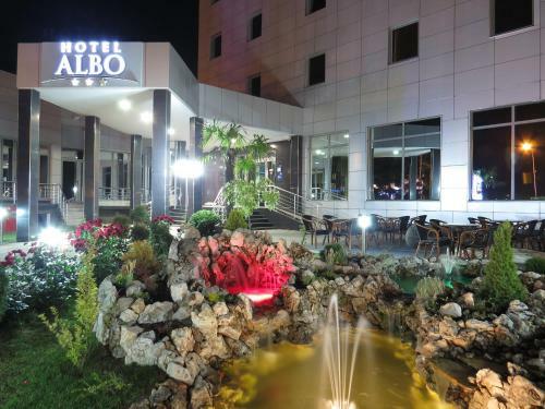 Hotel Albo