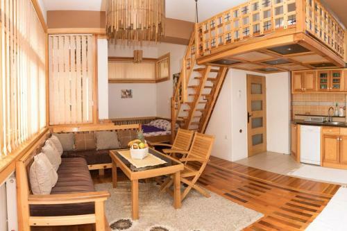 Apartment Alexandar