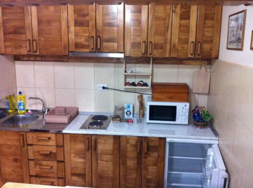 Bed & Breakfast Ku?a Za Odmor "karalic"