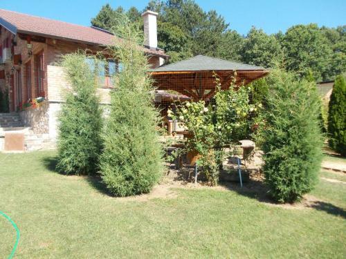 Bed & Breakfast Ku?a Za Odmor "karalic"