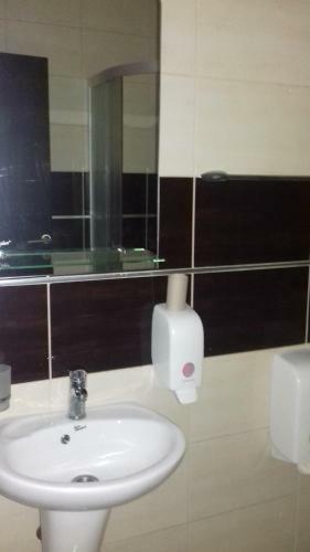 Hostal Asterix Rooms