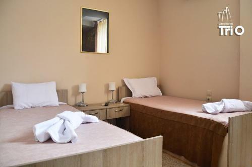 Garni Hotel Tri "o"