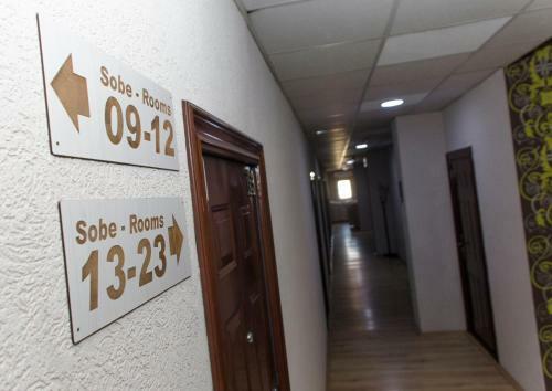 Garni Hotel Tri "o"