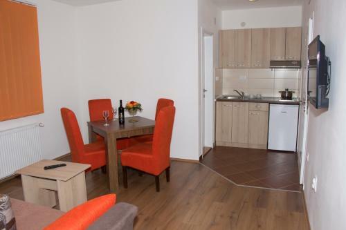 Nik Apartmani