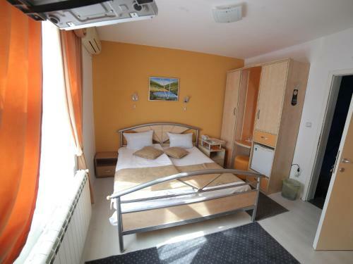 Hotel ?eneva