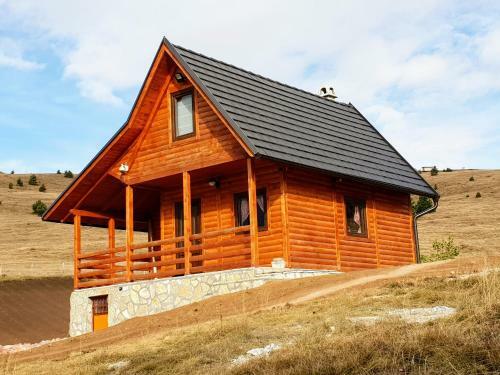 Lodge Ljubiska Previja