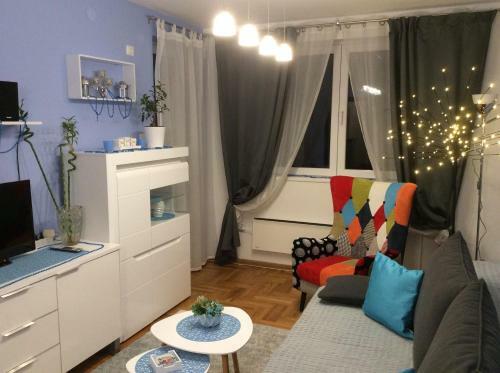 Apartment Sweet Dreams
