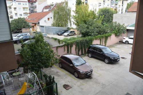 Aleksandra Apartment