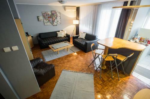 Apartment Grey Novi Sad