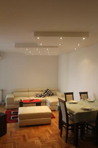 Simplicity Apartment