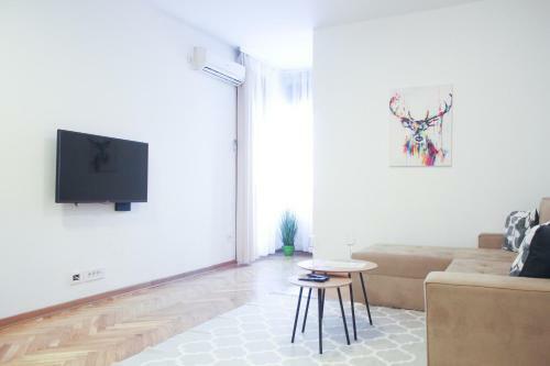 Stan Na Dan Astoria Apartmani