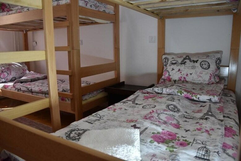 Albergue Exit Labirint Centar