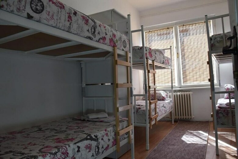 Albergue Exit Labirint Centar