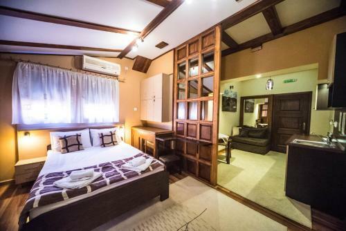 Talismano Apartments
