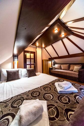 Talismano Apartments