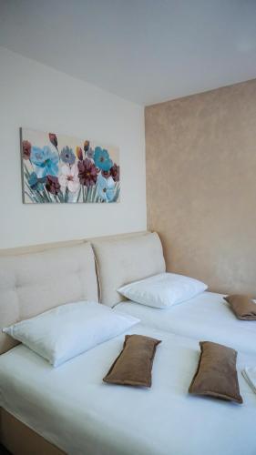 Hostal B&B U??e
