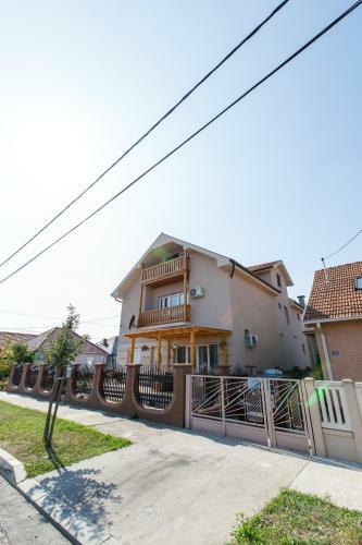 Kristall Apartments Sabac
