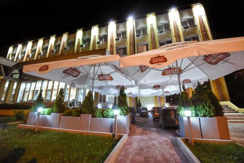 Hotel Po?ega