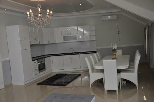 Apartments Royal Menex