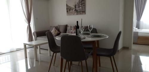 Panorama Apartments