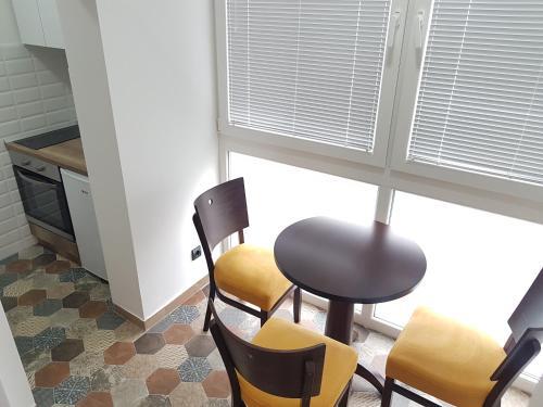 Apartman Simi? 2