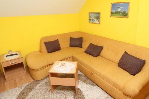 Apartments Junior