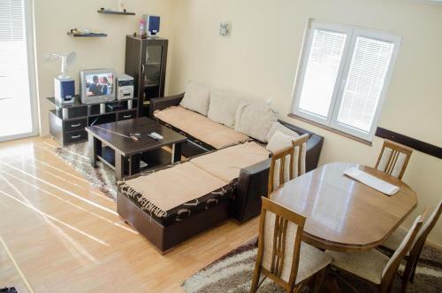 Apartments Tomic