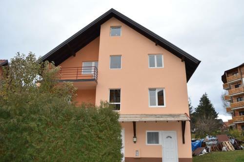 Apartmani Bojovi?