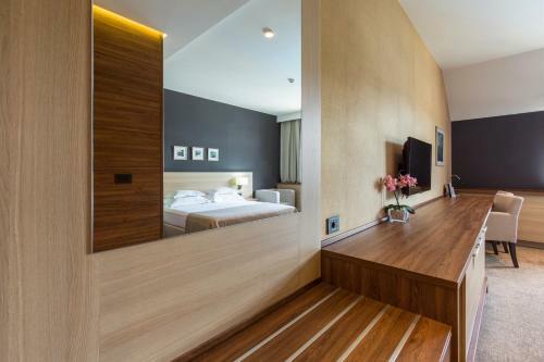 Grand Hotel & Spa