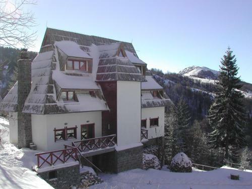 Apartamentos Vila Runolist