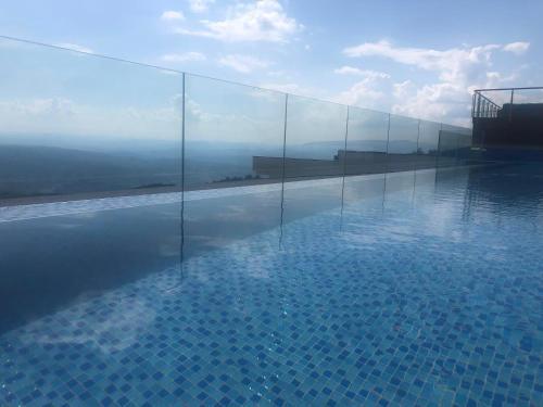 Adam Apartment Milmari M9