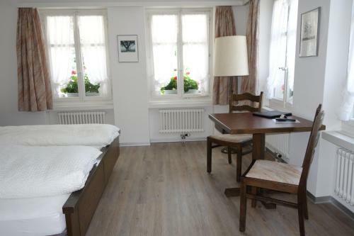 Hostal Gasthof L�wen