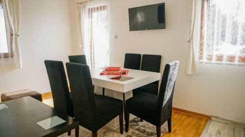 Apartment Petrovi?