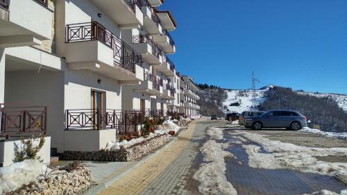 Apartment I-3